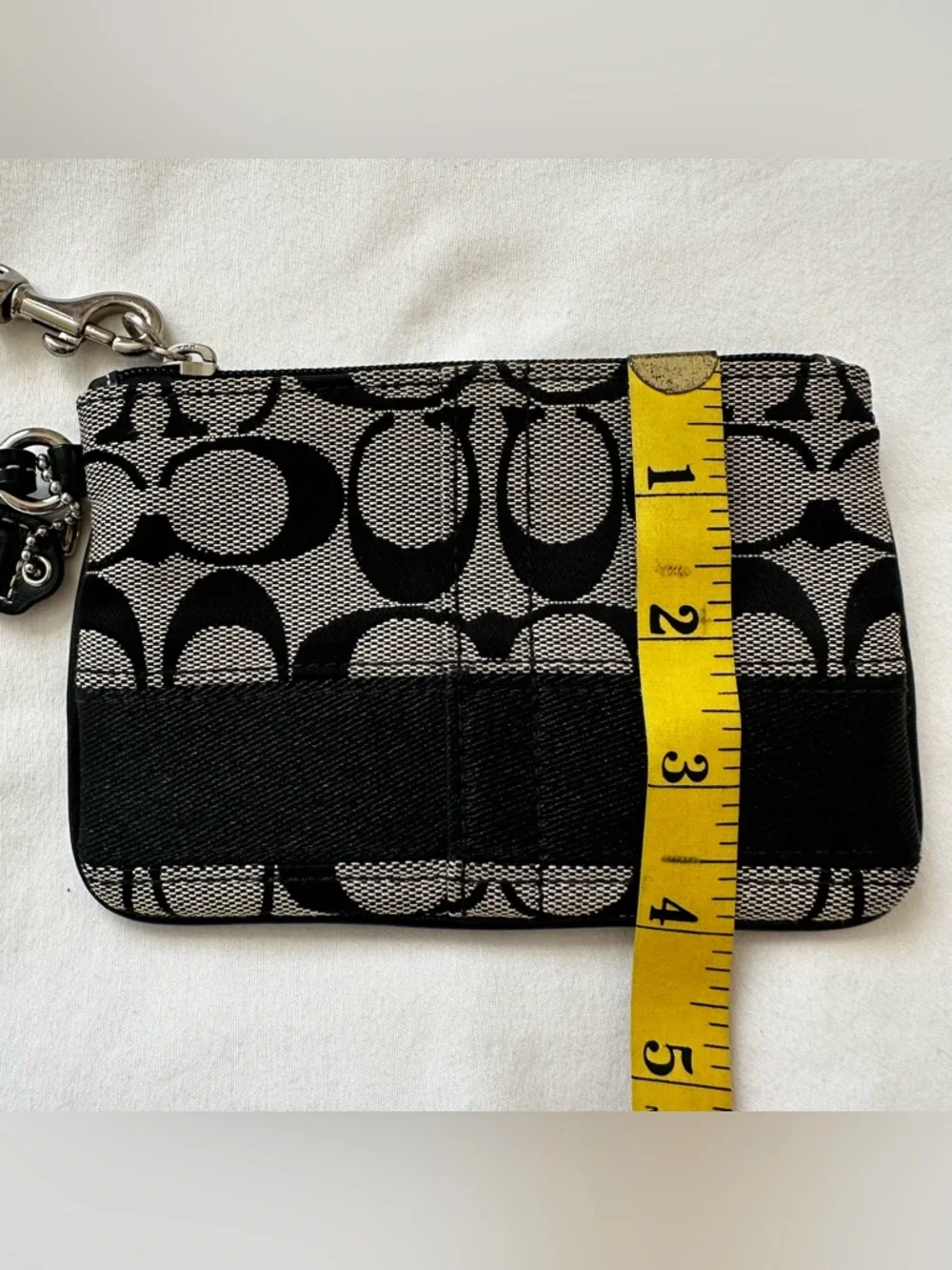 COACH Signature C Black Gray Canvas Leather Zip Wristlet Clutch Pouch Logo Tag
